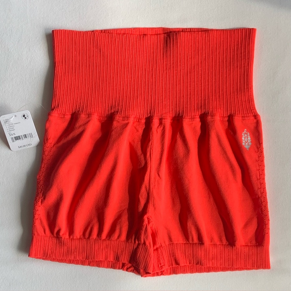 Free People Movement ~ Seamless Good Karma Running Shorts ~ Size XS ~ * NWT * - Picture 2 of 15